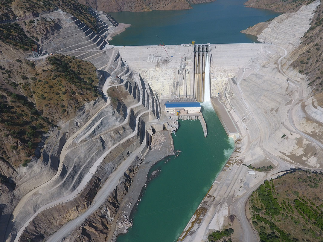 Avrupa'nın en büyük barajı olan Çetin Barajı ve Hidroelektrik Santrali